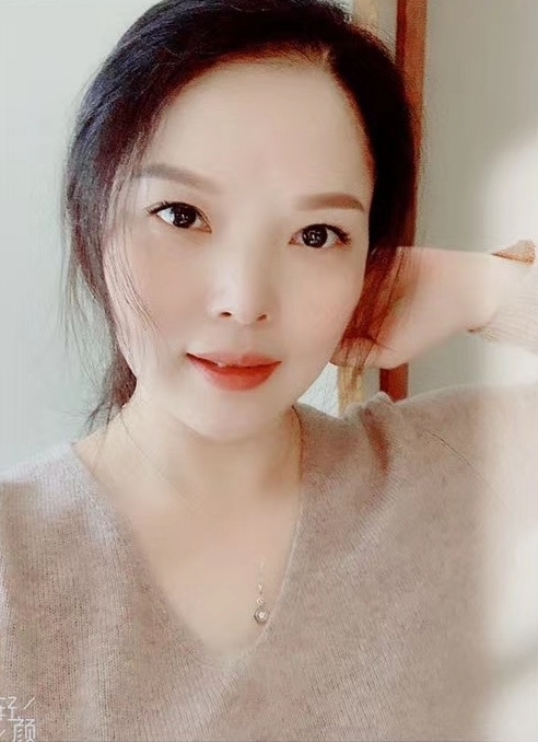 百荷的第一张照片--江苏闪婚服务中心