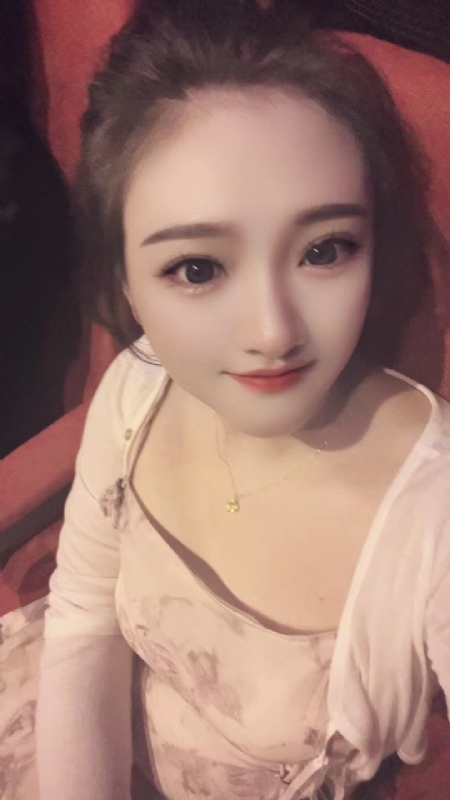不倾城的第二张照片--江苏闪婚服务中心