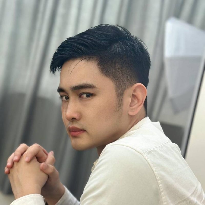 想飞的鱼的第一张照片--江苏闪婚服务中心