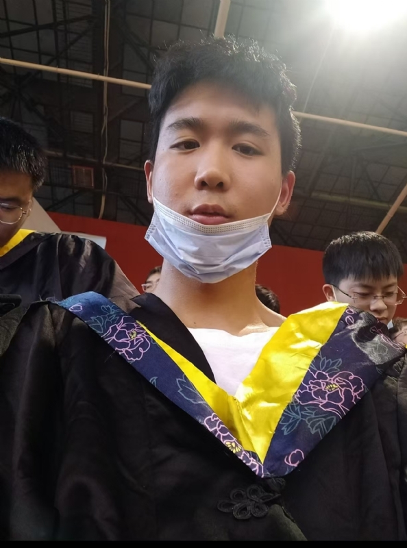 落落大方的第一张照片--江苏闪婚服务中心