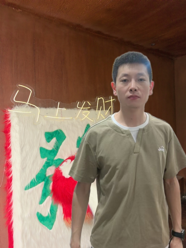 寻光的第一张照片--江苏闪婚服务中心